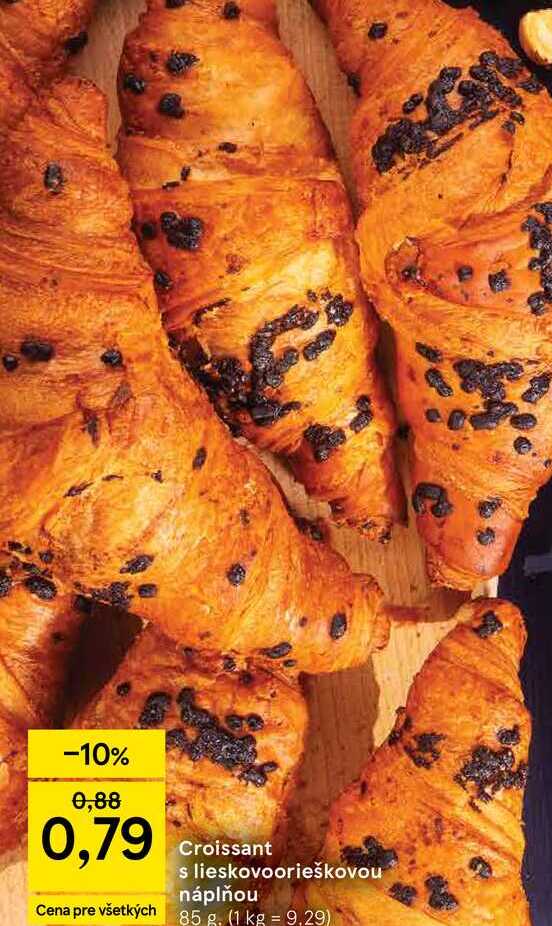 Croissant s lieskovoorieškovou náplňou 85 g